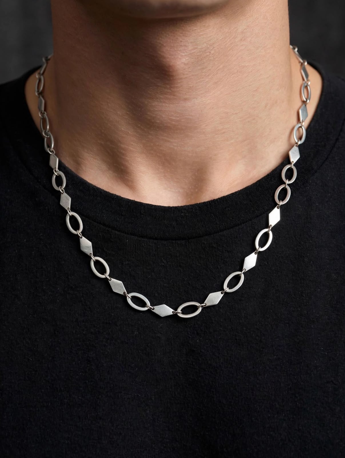 AURELIA - Diamond Oval Link Chain Necklace | Silver
